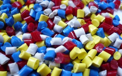 Estrusione materie plastiche Milano: come funziona e cosa si usa