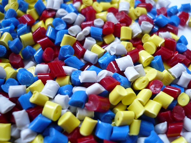 estrusione materie plastiche milano